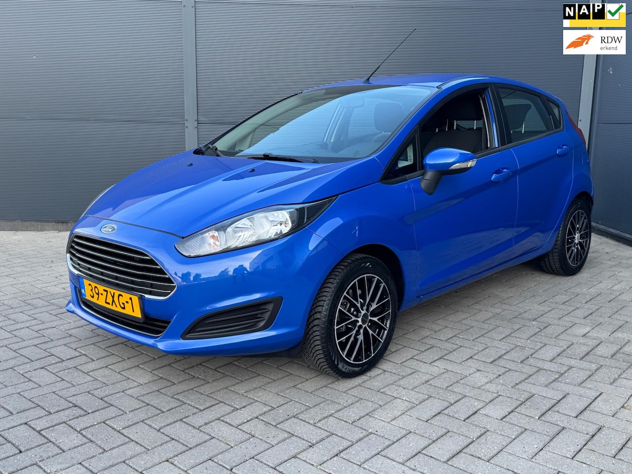 Ford Fiesta - 1.0 Champion / Airco / 72.000 km Nap!! - AutoWereld.nl