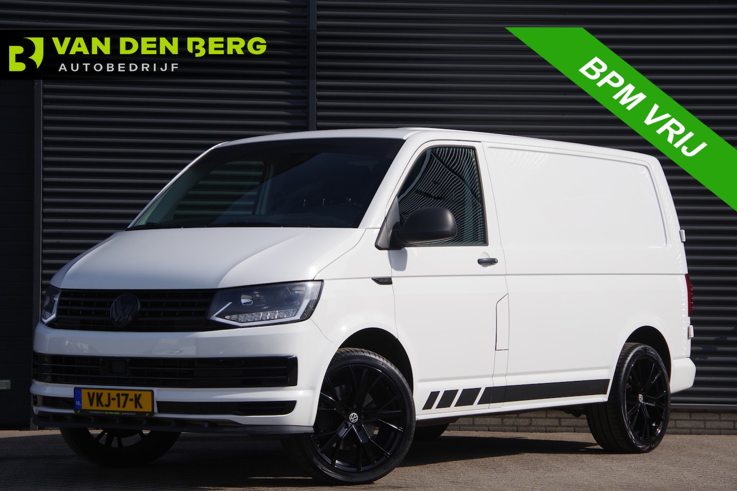 Volkswagen Transporter - 2.0 TDI 3-ZITS, 204PK AUT. TREKHAAK, ADAPT. CRUISE, STANDKACHEL, NAVI, STOELVERWARMING, - AutoWereld.nl