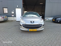 Peugeot 207 - 1.4 VTi Cool 'n Blue