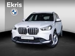 BMW iX1 - xDrive30 | Achteruitrijcamera | Stoelverwarming | Isofix | Adaptief onderstel | 18''