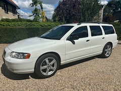 Volvo V70 - 2.4