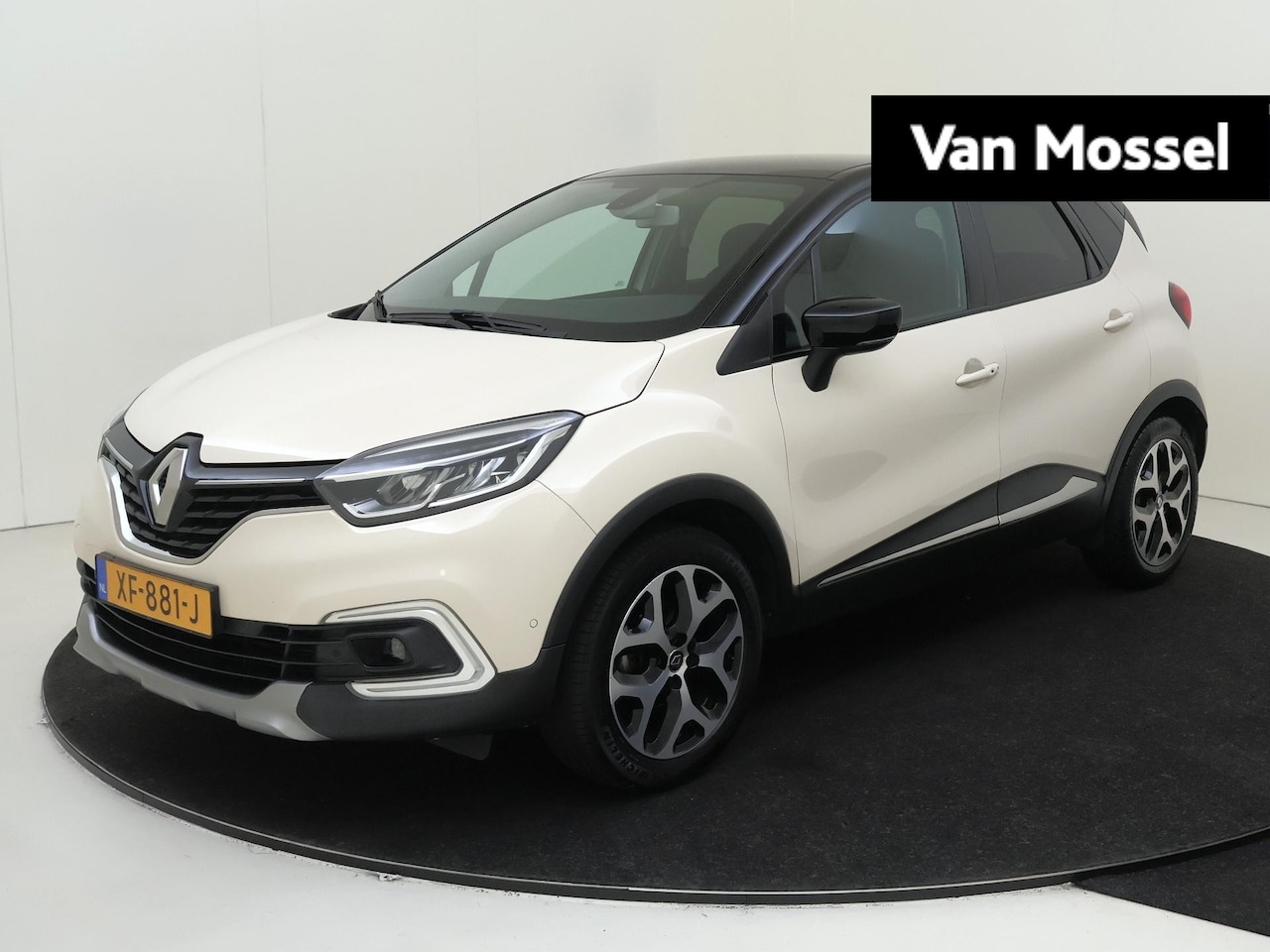 Renault Captur - 0.9 TCe Intens LM velgen | Trekhaak| two tone | Climate control - AutoWereld.nl