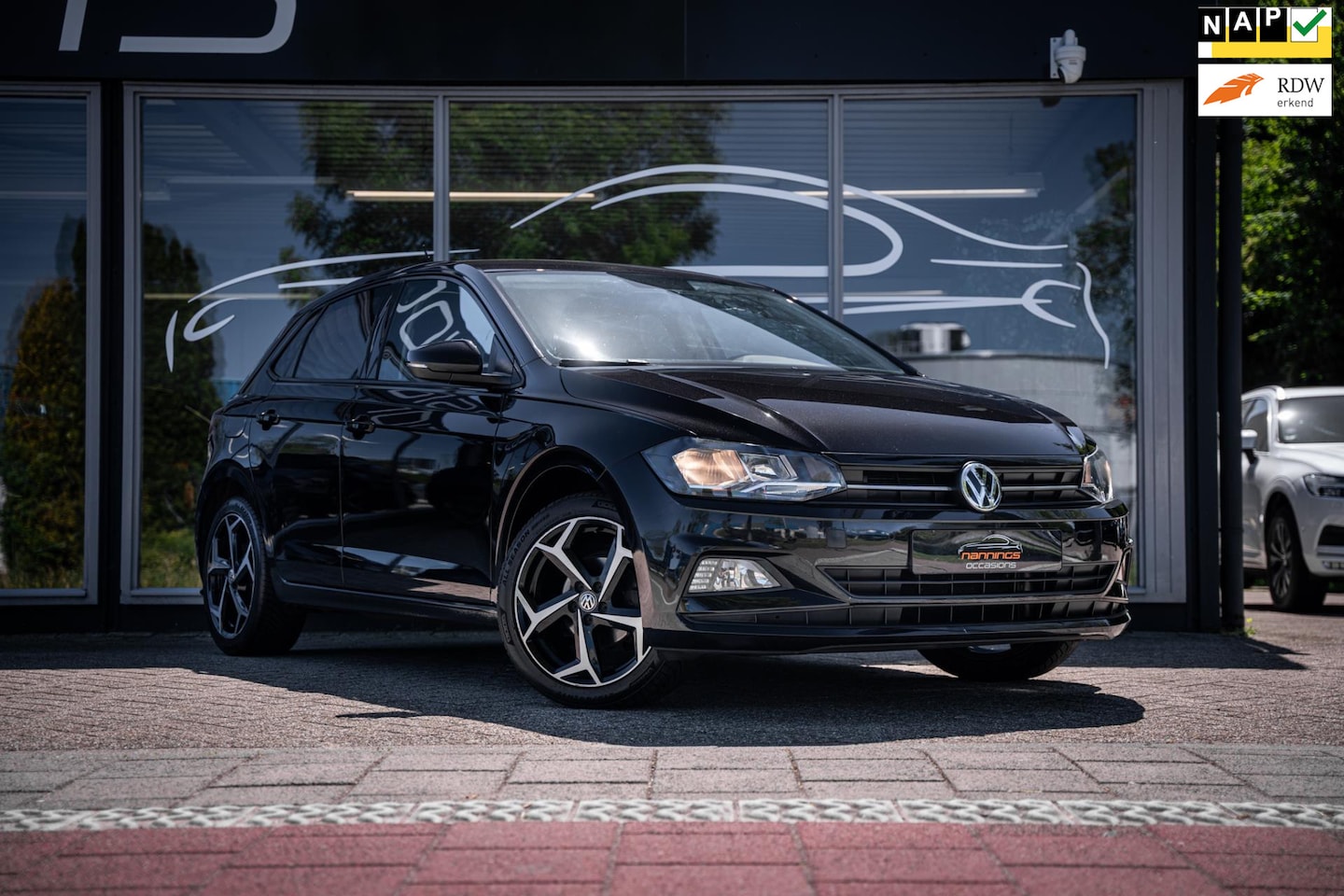 Volkswagen Polo - 1.0 TSI Comfortline|Carplay|Automaat|ACC|Airco|Navi - AutoWereld.nl