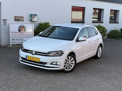 Volkswagen Polo - 1.0 TSI 95pk 7-DSG Comfortline Business/ Camera achter/ Apple Carplay/ Navigatie/ Parkeers