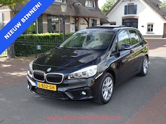BMW 2-serie Active Tourer - 225XE PANODAK/SPORTLEER/KEYLESS/CAMERA