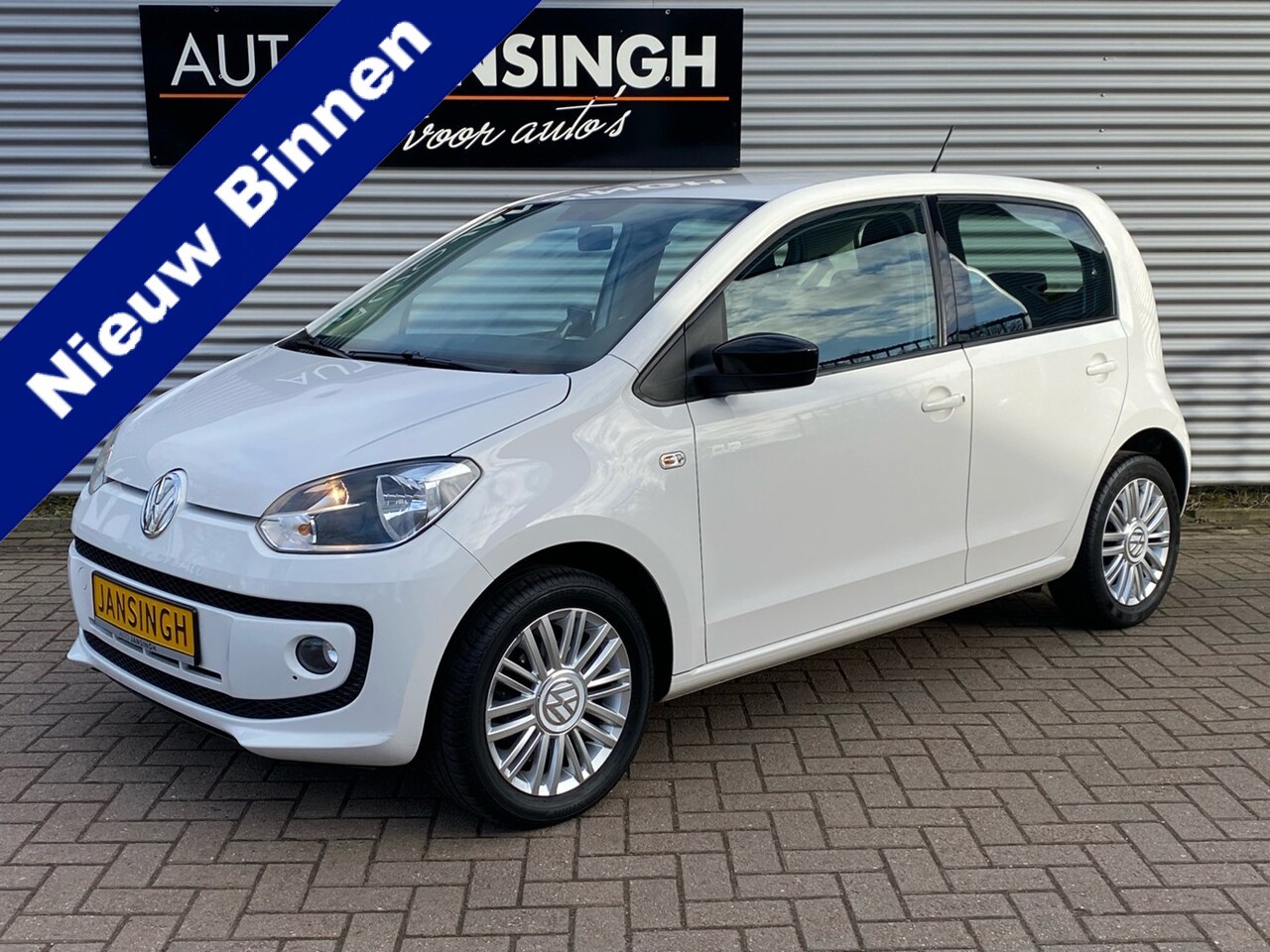 Volkswagen Up! - 1.0 Cup up! BlueMotion | Airco | LM Velgen | Navi | Voorstoelen Verwarmd | RIJKLAARPRIJS I - AutoWereld.nl