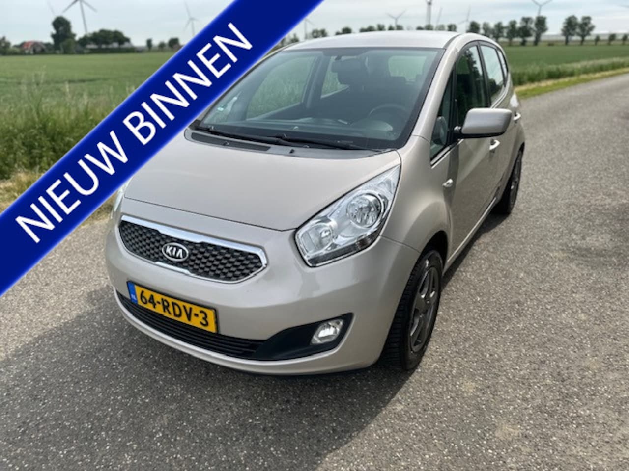 Kia Venga - 1.4 CVVT Seven Airco Camera Trekhaak Enz - AutoWereld.nl