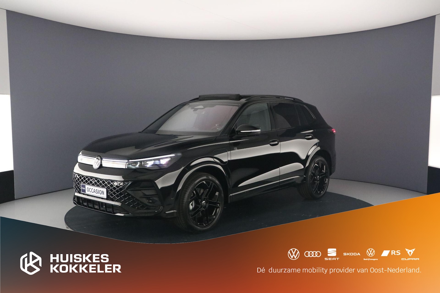 Volkswagen Tiguan - R-Line Edition 1.5 TSI eHybrid 204pk DSG Automaat Trekhaak, Black style, Panoramadak, Adap - AutoWereld.nl