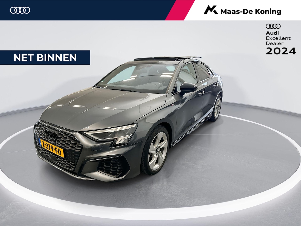Audi A3 Limousine - 30 Tfsi 110pk S-tronic S edition · Panoramadak · Apple/Android Car Play · Navi · Zwart Opt - AutoWereld.nl