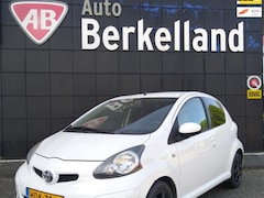 Toyota Aygo - 1.0-12V Cool-White 5-Drs Airco