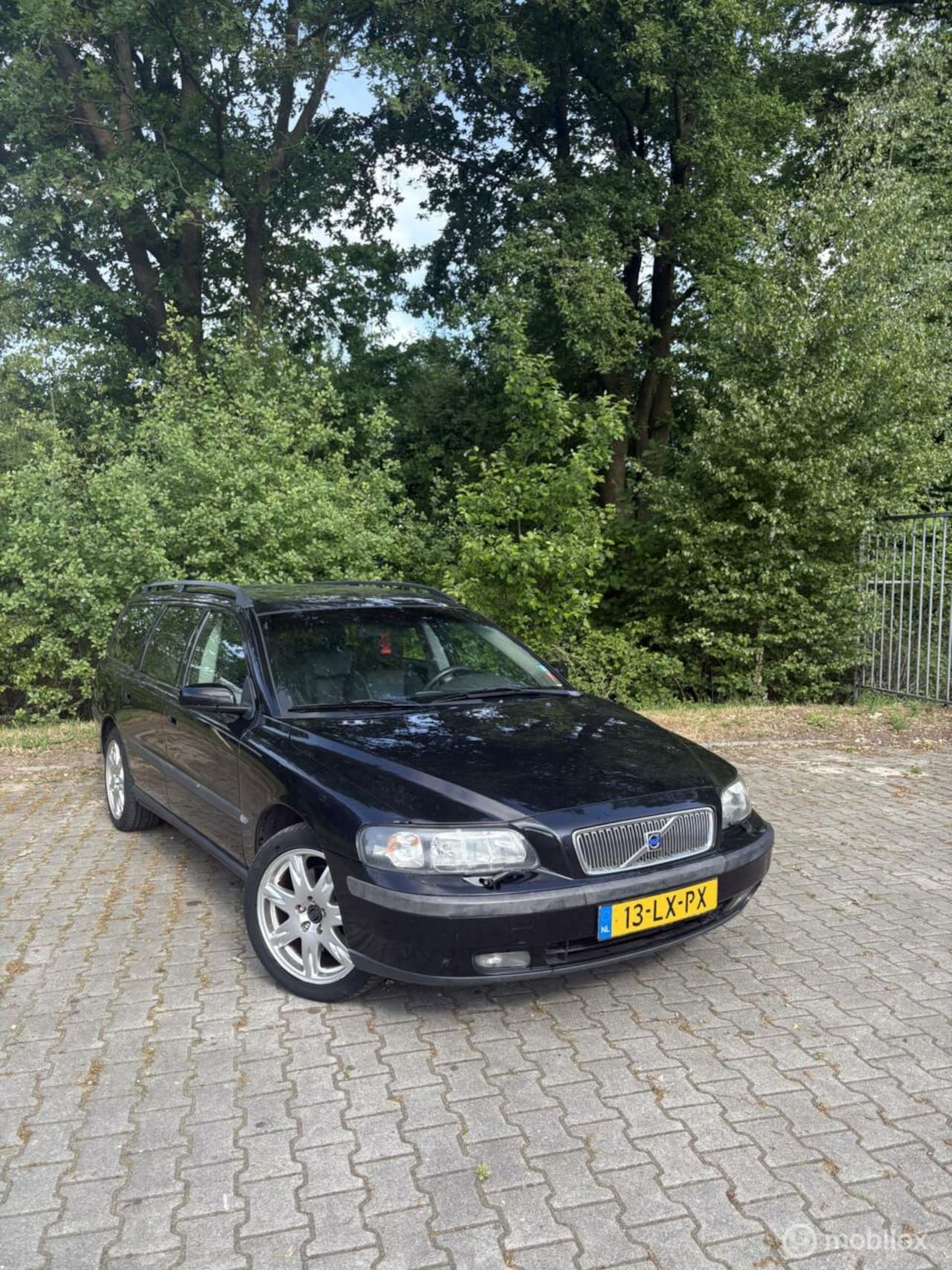 Volvo V70 - zwart 210 pk - AutoWereld.nl