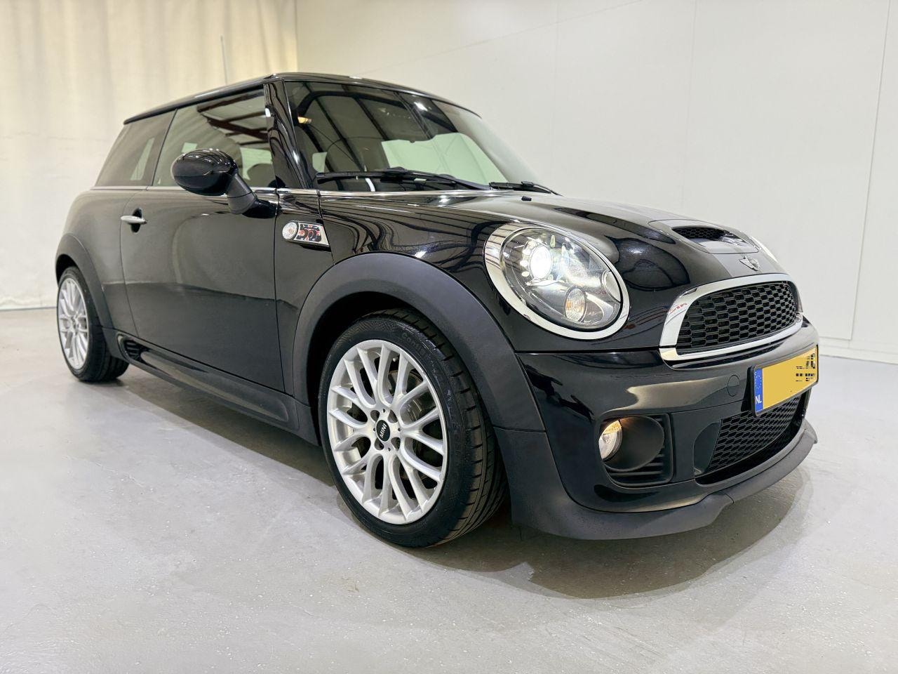 MINI Cooper S - 1.6 Monte Carlo NAP/Pano/Clima - AutoWereld.nl