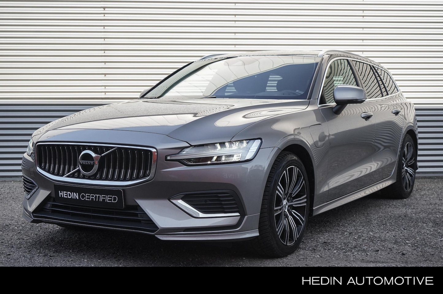 Volvo V60 - T6 Plug-in hybrid AWD Inscription | Long Range | Adaptive Cruise | Pano. Dak | BLIS | Prem - AutoWereld.nl