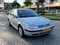 Volkswagen Golf - 1.6 Trendline, 5drs, Trekhaak, Geen import, Nap
