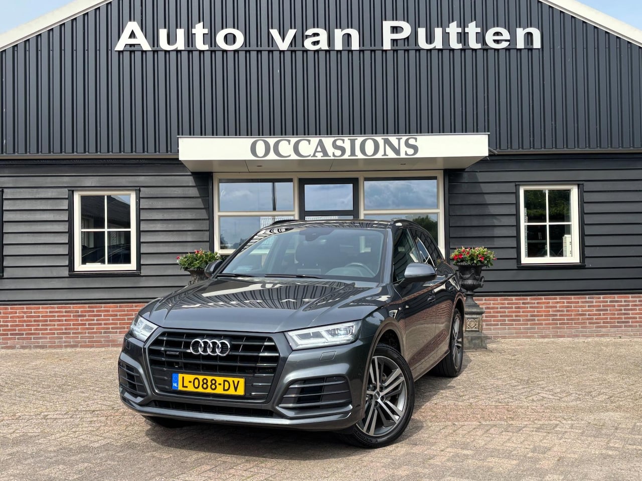 Audi Q5 - 2.0 TDI quattro Sport S Line Black Edition 2.0 TDI quattro Sport S Line Black Edition - AutoWereld.nl