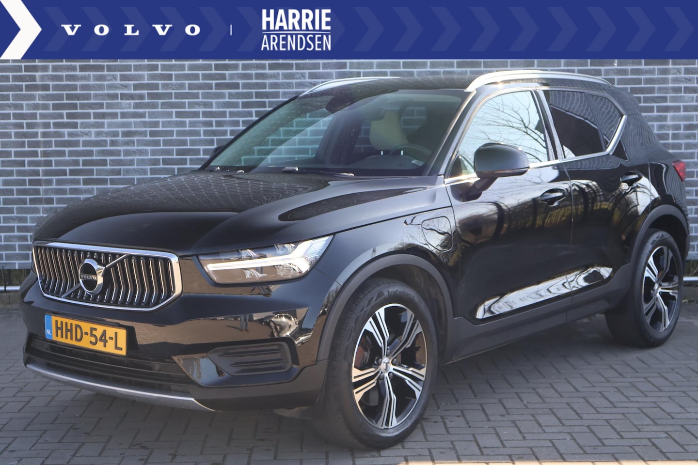 Volvo XC40 - 1.5 T4 Recharge Inscription | Lederen bekleding | Donker getint glas | Keyless | Navigatie - AutoWereld.nl
