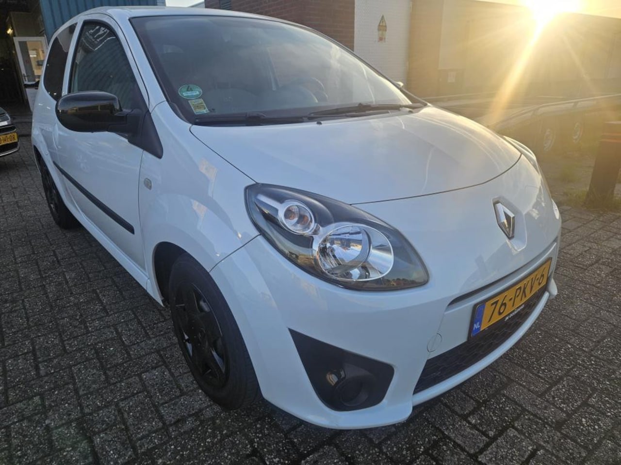 Renault Twingo - 1.2-16V Collection 1.2-16V Collection - AutoWereld.nl