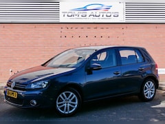 Volkswagen Golf - 1.2 TSI Highline alcantara. cruise control. airco