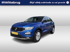 Volkswagen T-Roc - 1.0 TSI Style / Navigatie / Adaptive Cruise control / PDC / 16 Inch