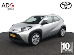 Toyota Aygo X - 1.0 VVT-i MT Play | Adaptieve Cruise Control | Achteruitrijcamera | Safety Sense | Airco |