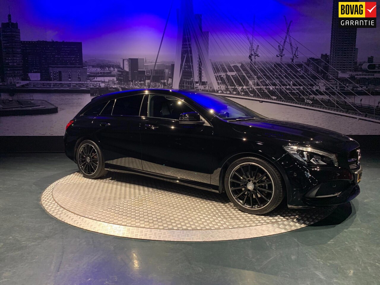 Mercedes-Benz CLA-klasse Shooting Brake - 180 Ambition *AMG-Line*LED* - AutoWereld.nl