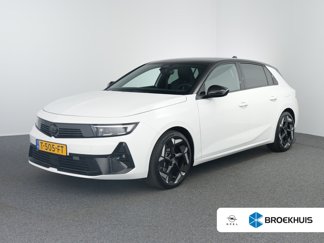 Opel Astra - 1.6 Turbo Plug In Hybrid GSe | Apple Carplay / Android auto |  Parkeersensoren voor + acht - AutoWereld.nl