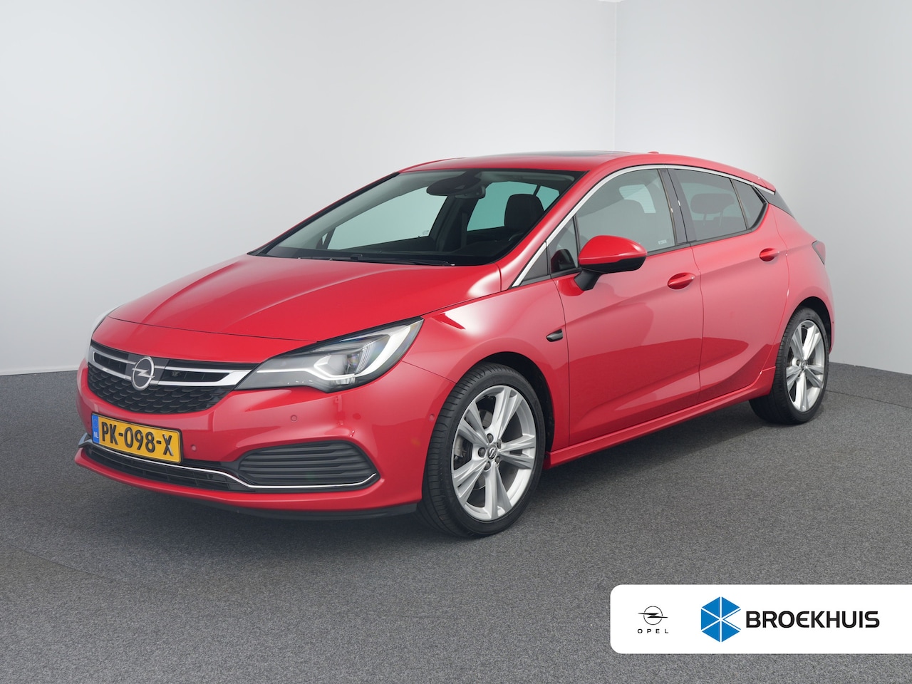 Opel Astra - 1.6 Innovation 200pk AUTOMAAT - AutoWereld.nl
