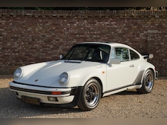 Porsche 911 - 930 3.3 Turbo "Grandprixweiss" Low kilometers "73.611 kms", In superb "Swiss" condition, F