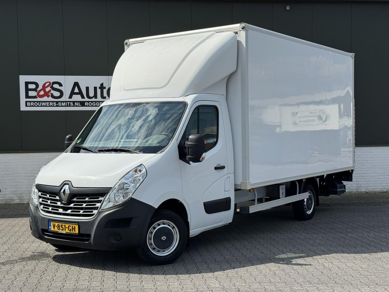 Renault Master - T35 2.3 dCi L3H2 Laadklep Airco Cruise Bluetooth Navigatie systeem - AutoWereld.nl