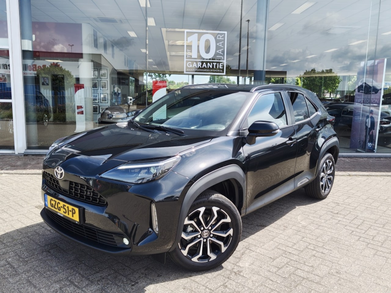 Toyota Yaris Cross - 1.5 Hybrid 130 Executive Limited | Sensoren v/a | Stoel & Stuurv - AutoWereld.nl