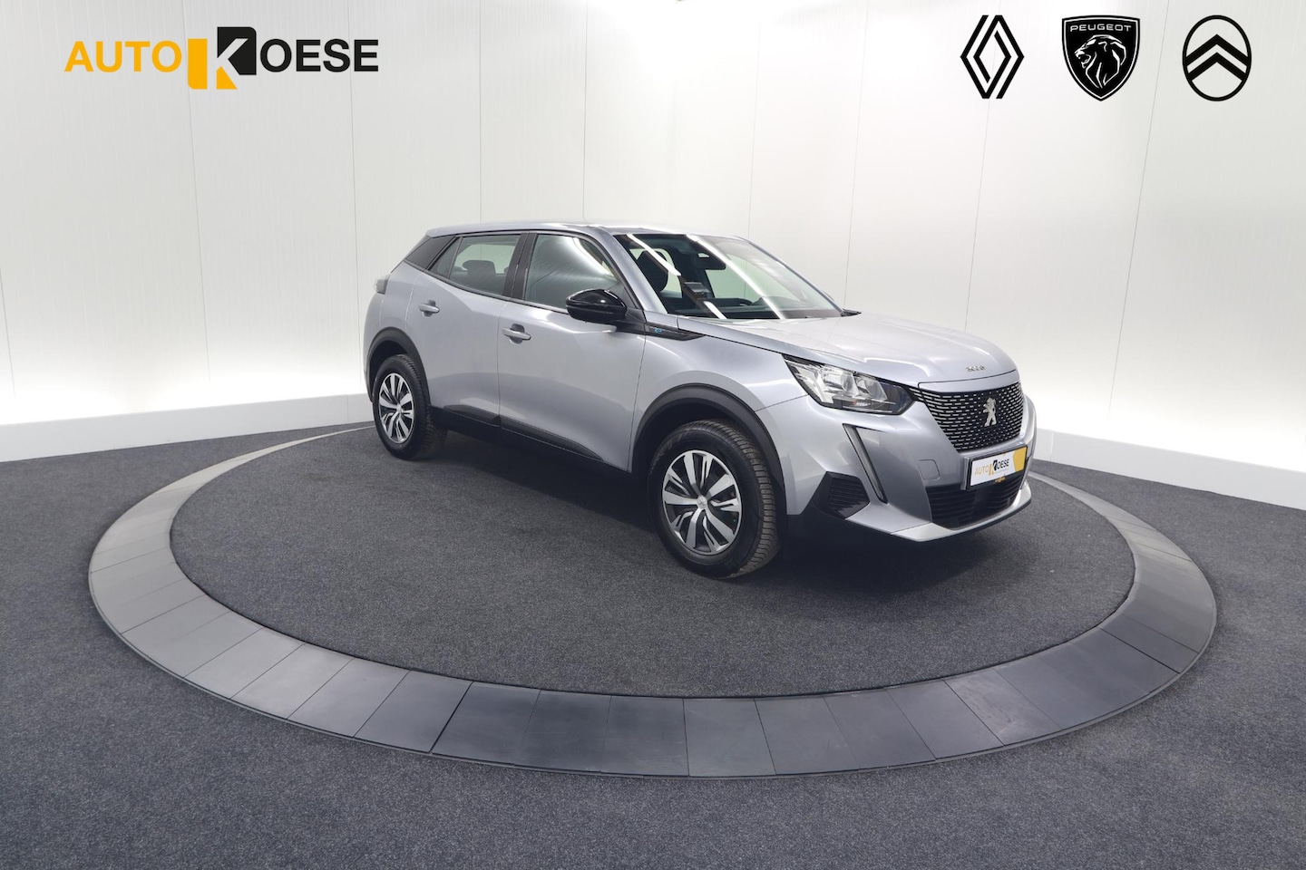 Peugeot e-2008 - EV Active 50 kWh | Camera | Navigatie | Climate Control | Apple Carplay - AutoWereld.nl