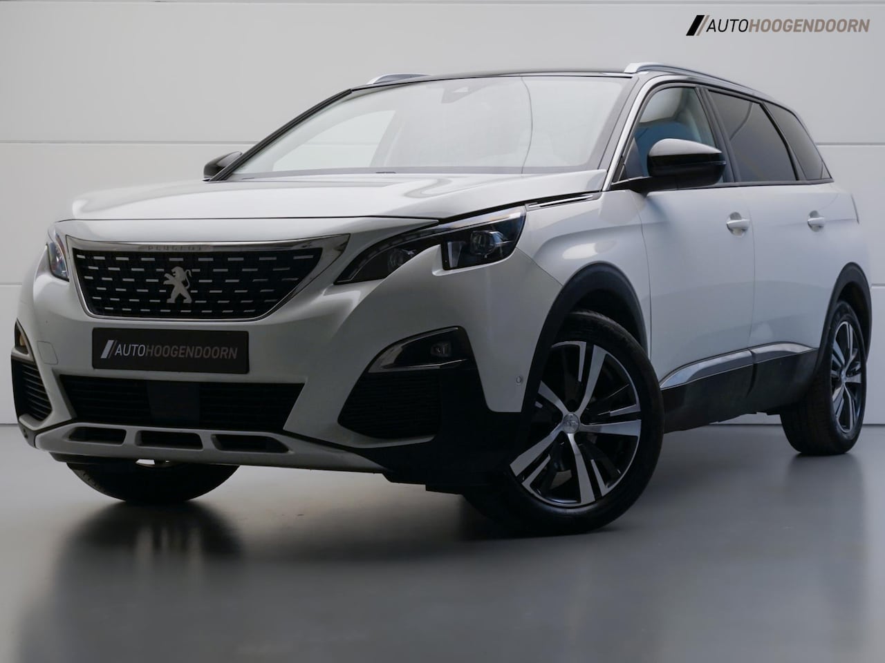 Peugeot 5008 - 1.6 Allure 7-zits 165pk (AUTOMAAT,APPLE CARPLAY,LED,DODEHOEK,KEYLESS,DIGITAAL DISPLAY,360 - AutoWereld.nl