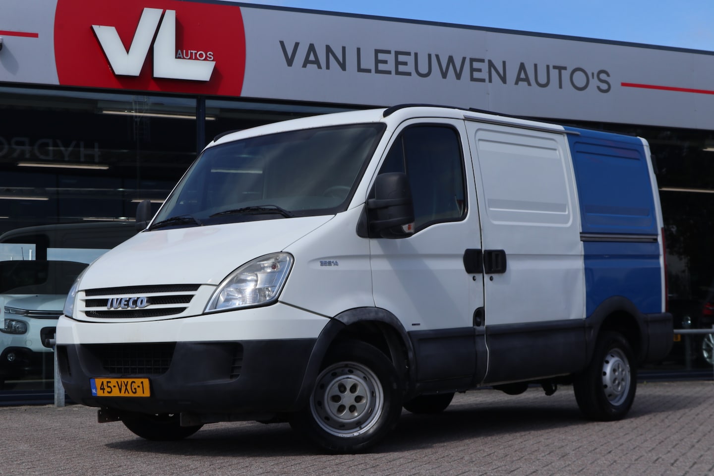 Iveco Daily - 35S14V 300 H2 L | Automaat | Zo Mee | Trekhaak - AutoWereld.nl