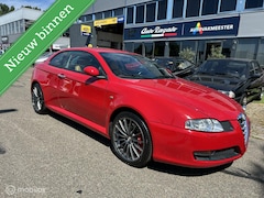 Alfa Romeo GT - 3.2 V6 Distinctive