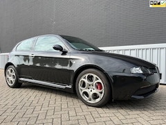 Alfa Romeo 147 - 3.2 V6 GTA GTA