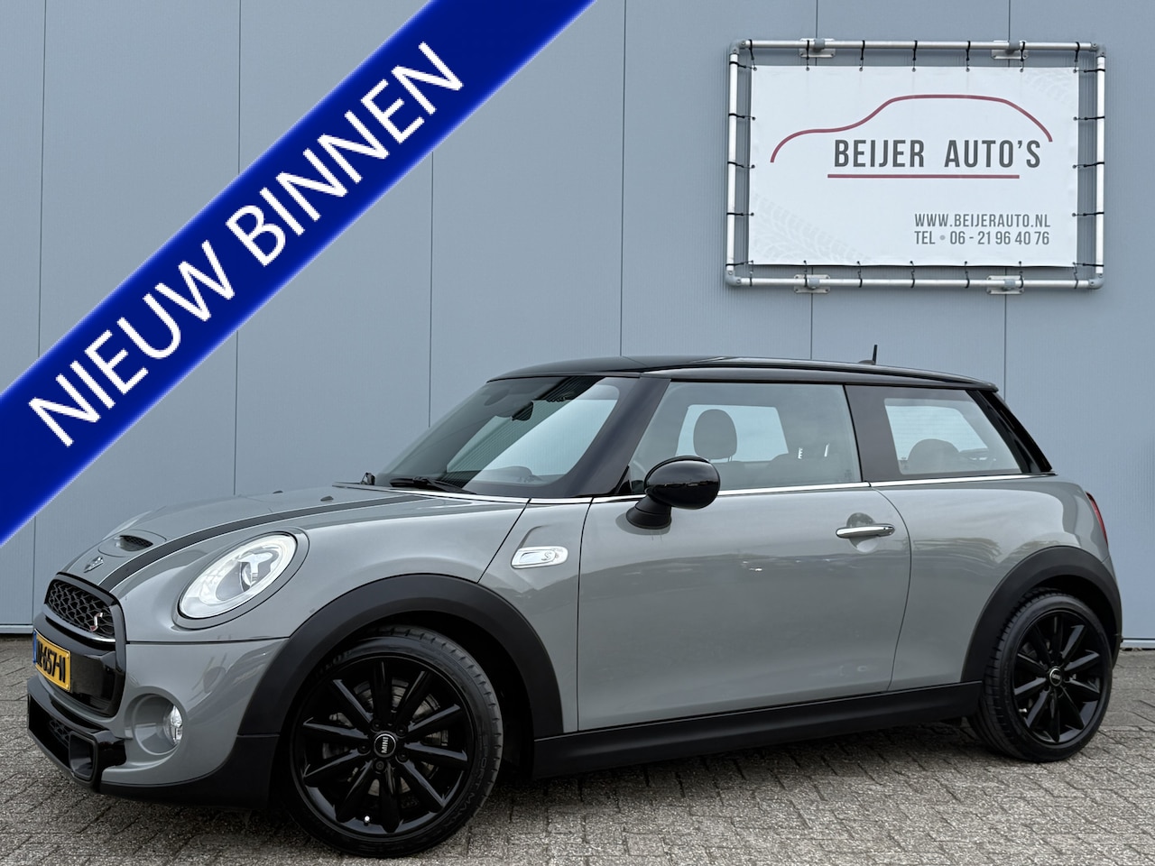 MINI Cooper S - Mini 2.0 Chili Serious Business Navigatie/LED/17inch. - AutoWereld.nl