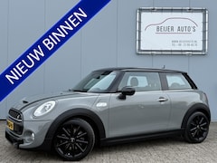 MINI Cooper S - 2.0 Chili Serious Business Navigatie/LED/17inch