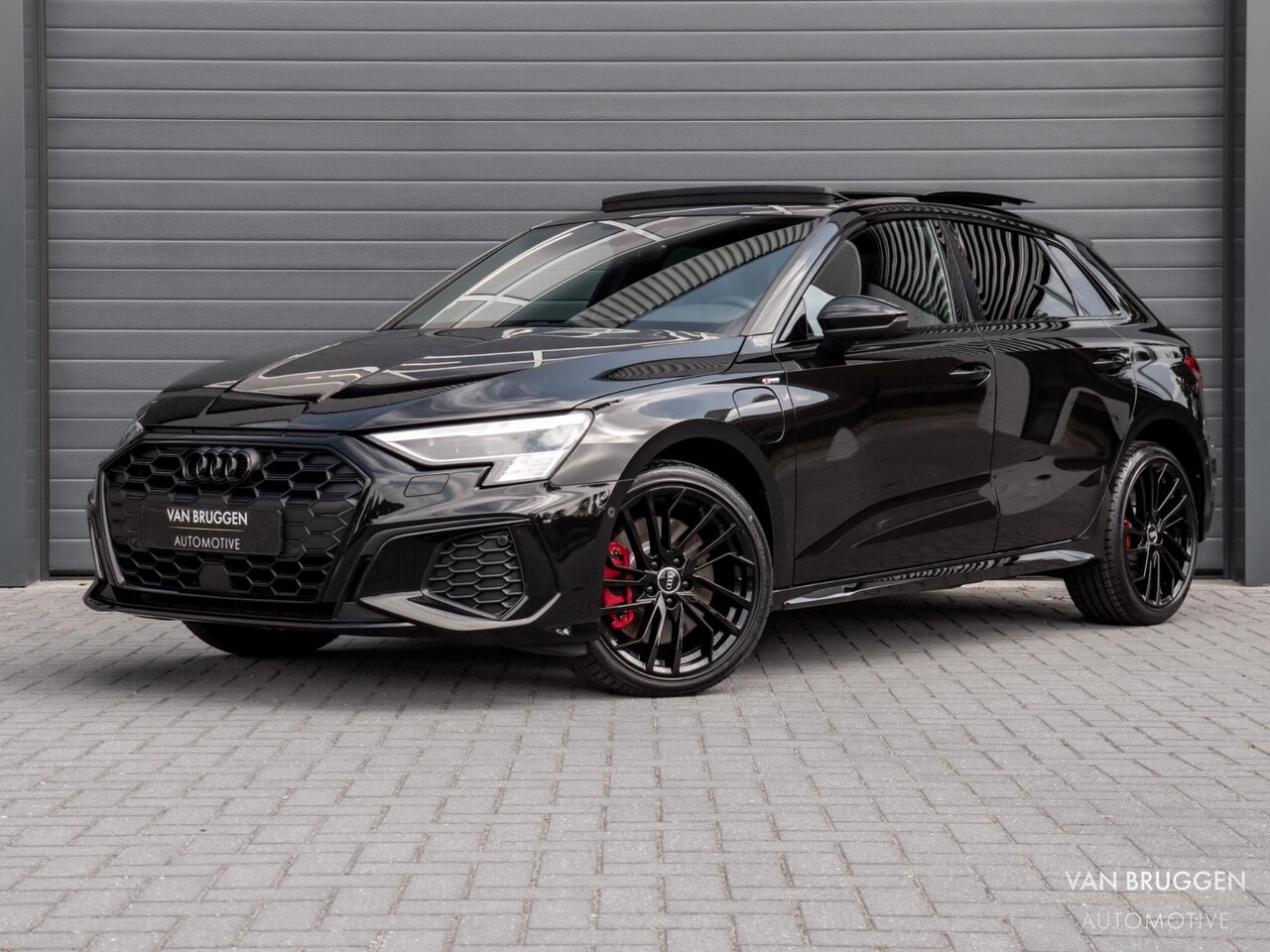 Audi A3 Sportback - 45 TFSI e S-Line Pano RS-Stoelen B&O Matrix BTW Sfeer ACC - AutoWereld.nl