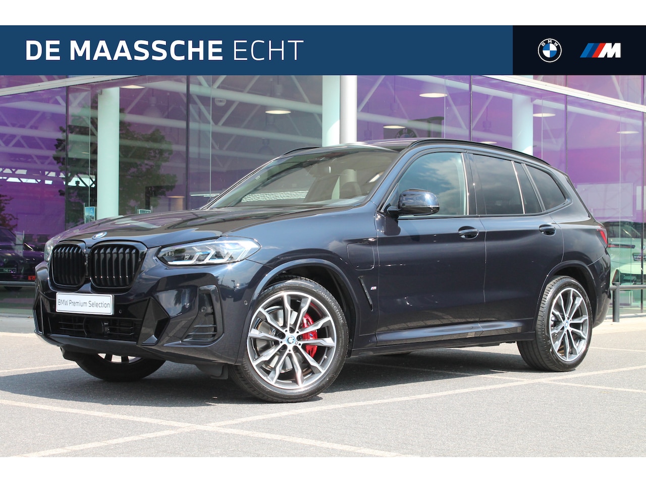 BMW X3 - xDrive30e M Sport Automaat / Panoramadak / Trekhaak / Sportstoelen / Laserlight / Parking - AutoWereld.nl