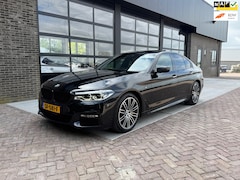 BMW 5-serie - 520i High Executive | VOL | Dak | HUD | Carplay | Leer | M- Pakket |