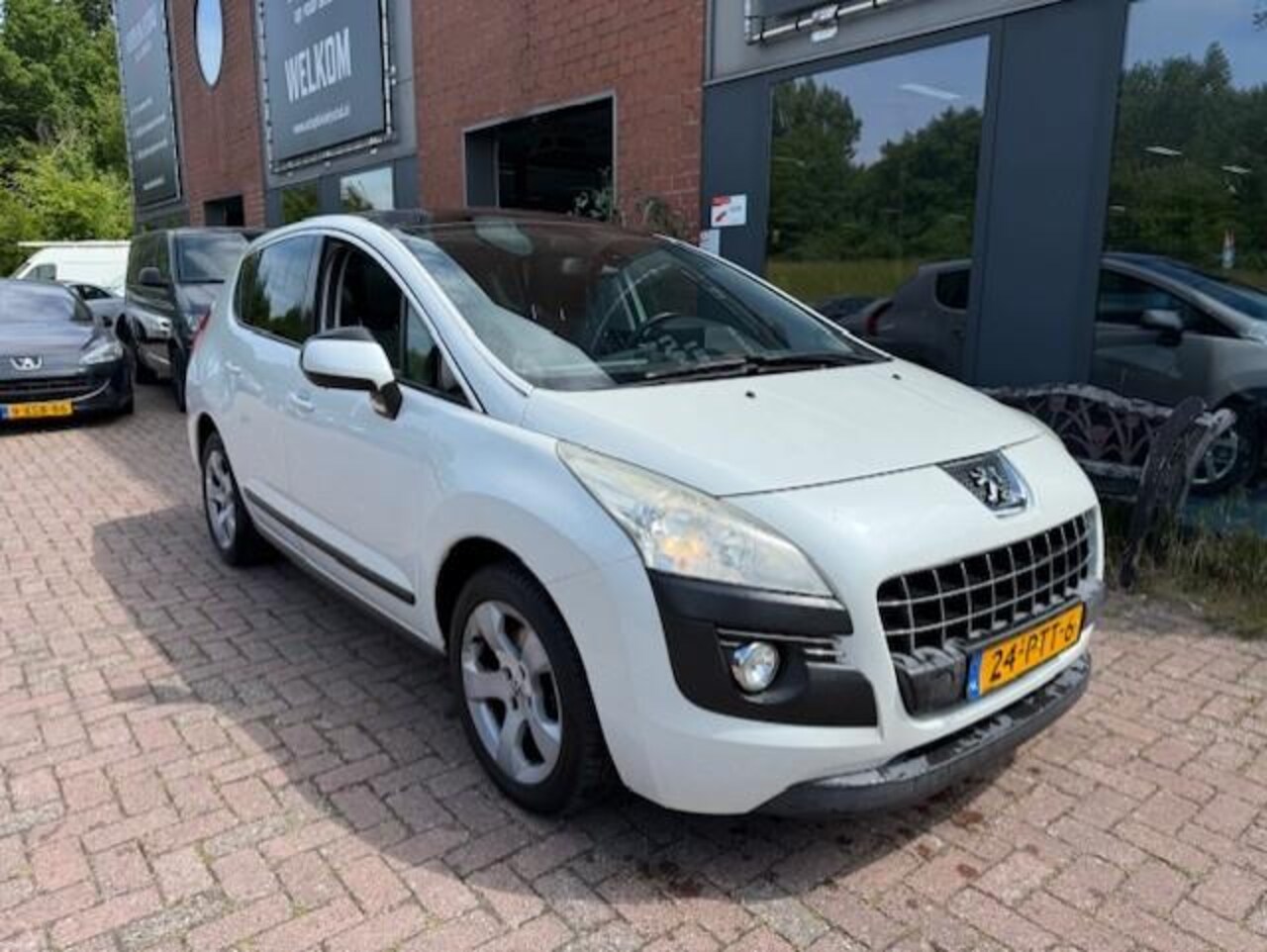 Peugeot 3008 - 1.6 THP ST Navi, APK - AutoWereld.nl