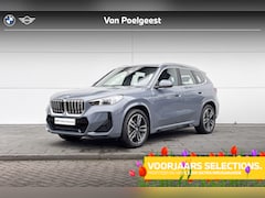 BMW iX1 - xDrive30 | M Sport | Stoelverwarming | Driving Assistant Plus | Comfort Access | Selection