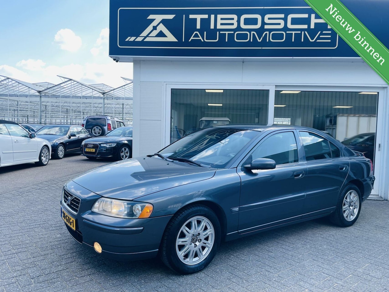 Volvo S60 - 2.4 Momentum Facelift (2005) Youngtimer - AutoWereld.nl