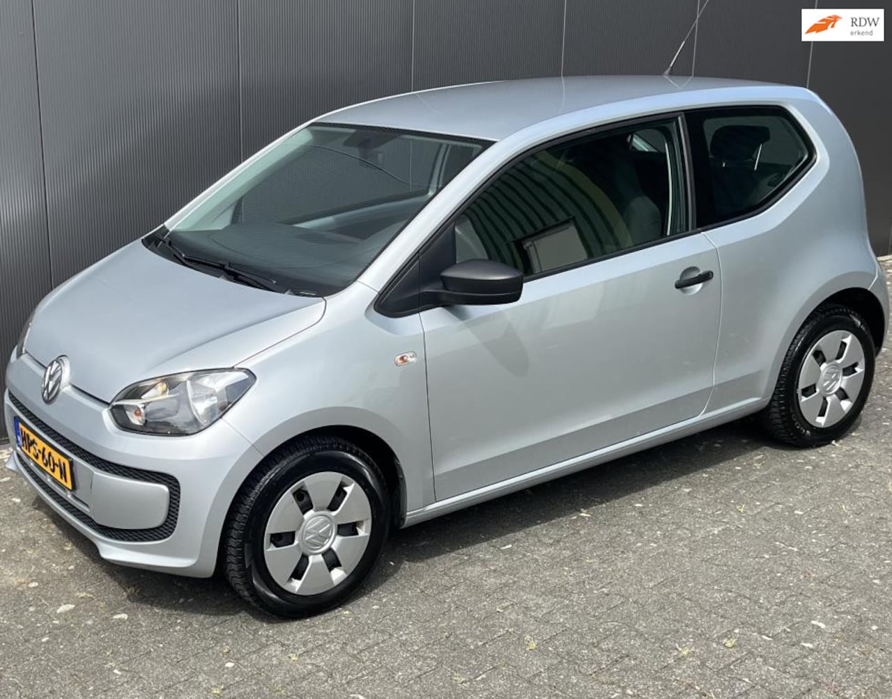 Volkswagen Up! - 1.0 move up! airco weinig kilometers 64.000km - AutoWereld.nl