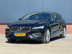 Volvo V60 - 2.0 T8 Twin Engine AWD 391pk Pano / Trekhaak / BTW auto