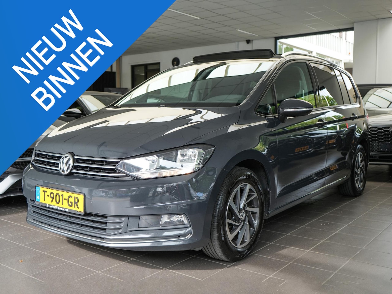 Volkswagen Touran - 1.4 TSI Highline Edition R 7p | PANO | TREKHAAK | SENSOREN - AutoWereld.nl