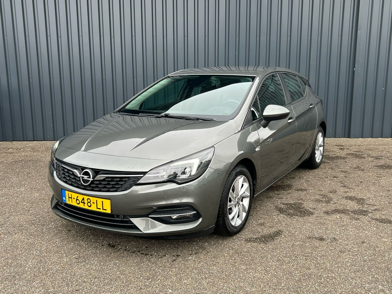 Opel Astra - 1.4 Turbo 145pk Automaat Business Edition I Navigatie I Parkeersensoren I Climate Control - AutoWereld.nl