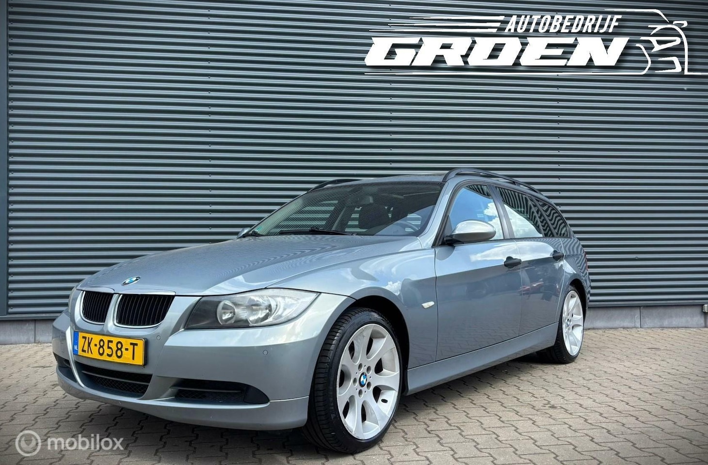 BMW 3-serie Touring - 320i AUTOMAAT|PANO|TREKHAAK - AutoWereld.nl