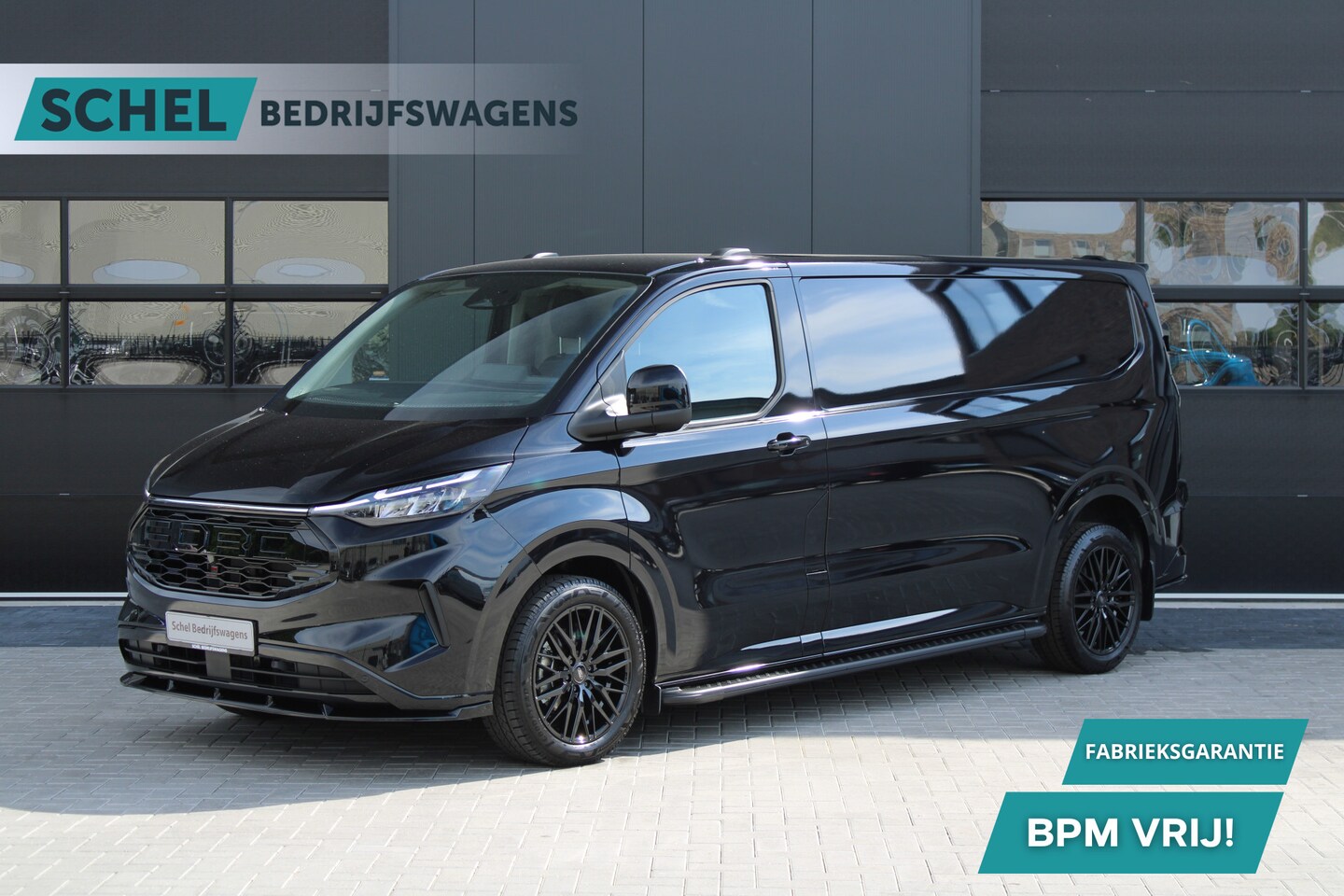 Ford Transit Custom - 300 2.0 TDCI L2H1 Limited 136 pk - Side Bars - Voor & Achter Splitter - Spoiler - Trekhaak - AutoWereld.nl