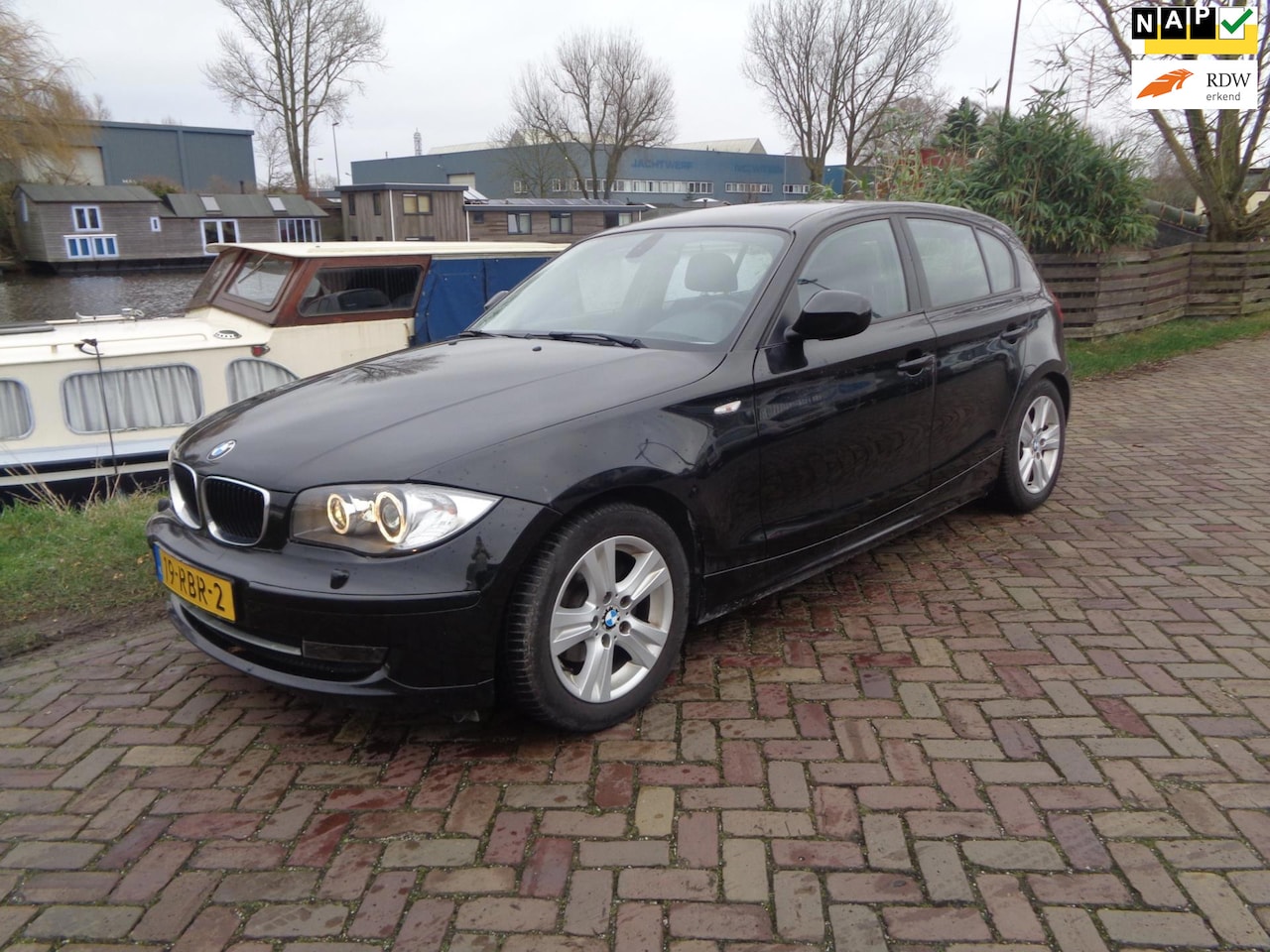BMW 1-serie - 116i EffDyn. Ed. Business Line Ultimate Edition AIRCO! LEDER! 2011 - AutoWereld.nl